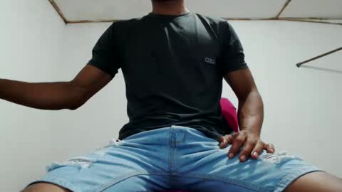 Snapshot of fernandez_latinblack chatting on January 2025 12:05:02 AM fernandez_latinblack online show from January 2025 12:05:02 AM