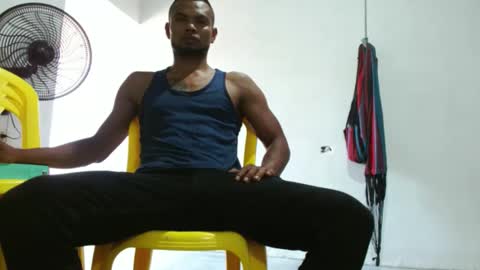 Snapshot of fernandez_latinblack chatting on March 2025 08:42:01 PM fernandez_latinblack online show from March 2025 08:42:01 PM