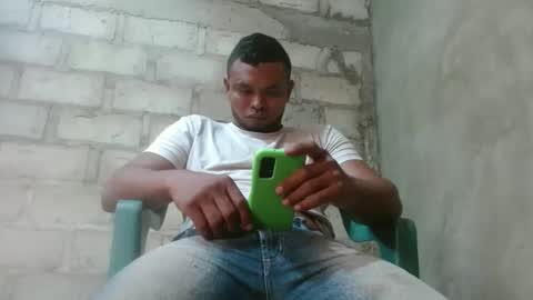 Snapshot of fernandez_latinblack chatting on October 2025 01:33:02 PM fernandez_latinblack online show from October 2025 01:33:02 PM