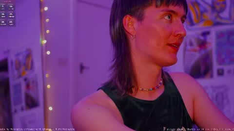 Snapshot of fernydew chatting on July 2026 01:51:01 PM Fern next stream 430pm Monday PST online show from July 2026 01:51:01 PM