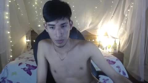 Snapshot of ferphoenix_ chatting on December 2024 06:43:01 AM FER PHOENIX online show from December 2024 06:43:01 AM