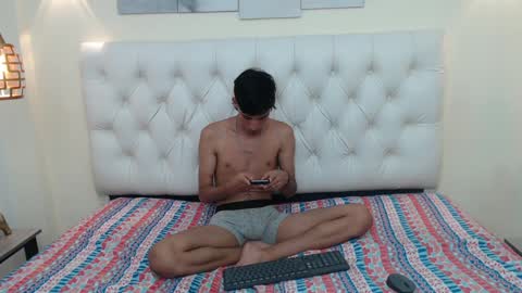 Snapshot of ferphoenix_ chatting on January 2025 06:30:02 AM FER PHOENIX online show from January 2025 06:30:02 AM