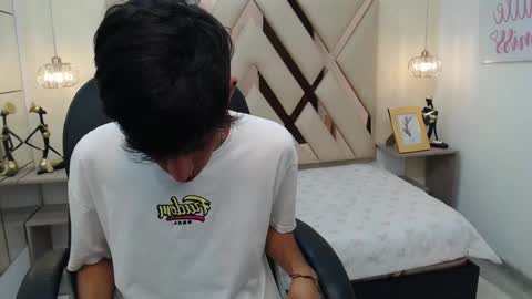 Snapshot of ferphoenix_ chatting on February 2025 04:03:01 AM FER PHOENIX online show from February 2025 04:03:01 AM