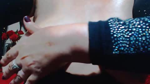 Snapshot of fetish_erotic_club chatting on September 2025 05:25:01 PM pregnant hairyc2cbigboobs mature online show from September 2025 05:25:01 PM