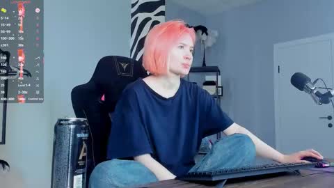 Rey online show from October 2025 11:52:02 AM