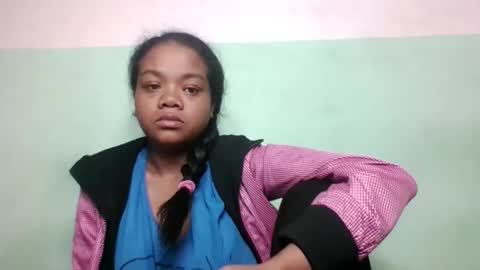 Snapshot of fetranialdy chatting on November 2025 04:35:02 AM fetranialdy online show from November 2025 04:35:02 AM