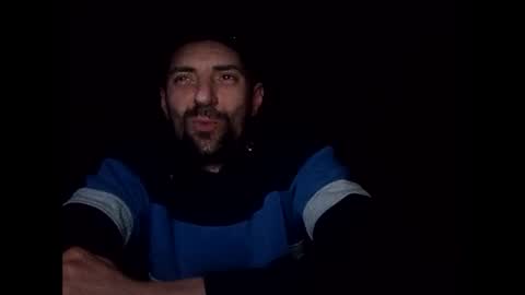 Raised in 90s online show from November 2025 01:05:01 AM