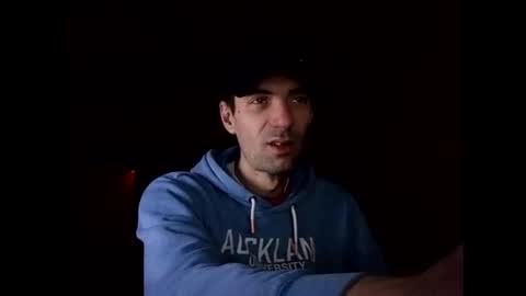 Snapshot of fffjj021 chatting on January 2026 10:25:01 PM Raised in 90s online show from January 2026 10:25:01 PM