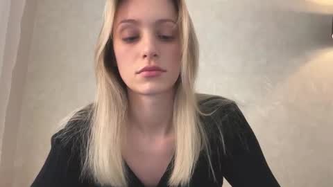 Lisa online show from December 2025 07:13:02 AM