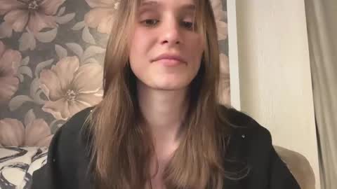 Snapshot of fflloowweerr chatting on March 2026 01:47:01 PM Lisa online show from March 2026 01:47:01 PM