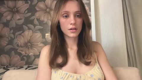 Snapshot of fflloowweerr chatting on March 2026 11:25:02 AM Lisa online show from March 2026 11:25:02 AM