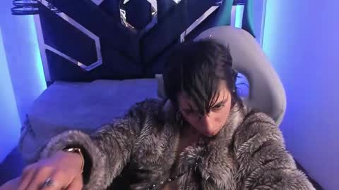   online show from February 2025 06:21:01 PM