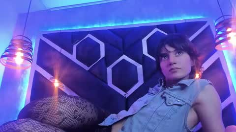   online show from February 2025 05:47:02 PM