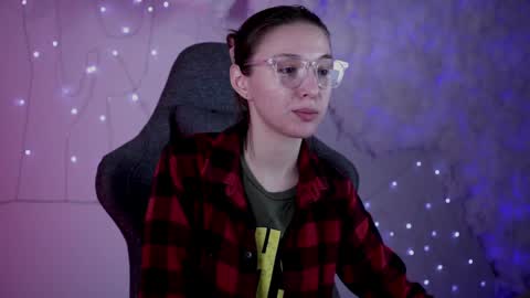 Snapshot of filipinaadams chatting on January 2025 07:49:01 AM cap and Lana  online show from January 2025 07:49:01 AM