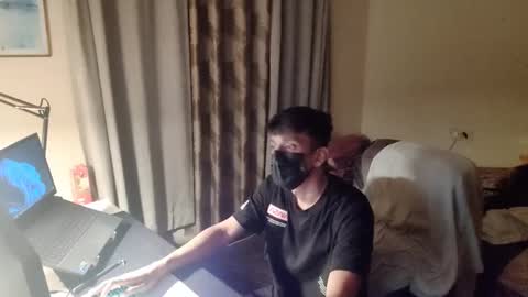 Snapshot of fin1904 chatting on January 2025 08:35:01 PM fin1904 online show from January 2025 08:35:01 PM