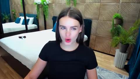 Amanda online show from September 2025 04:27:01 AM