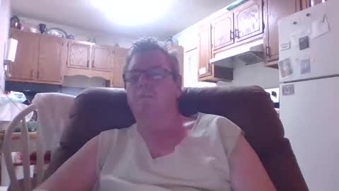 Snapshot of finderfiner chatting on February 2026 11:17:01 AM finderfiner online show from February 2026 11:17:01 AM