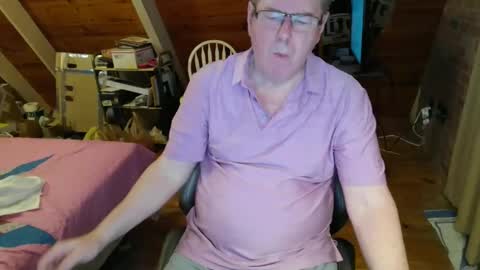 Snapshot of finderfiner chatting on March 2026 09:02:02 AM finderfiner online show from March 2026 09:02:02 AM