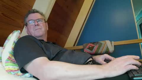 Snapshot of finderfiner chatting on April 2026 01:41:02 PM finderfiner online show from April 2026 01:41:02 PM