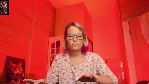 Lady online show from April 2026 03:21:02 PM