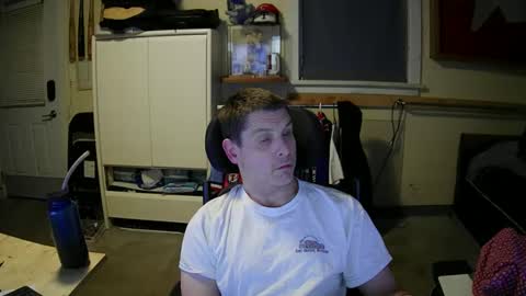 Snapshot of findomanddisabled chatting on December 2024 11:17:02 PM findomanddisabled online show from December 2024 11:17:02 PM