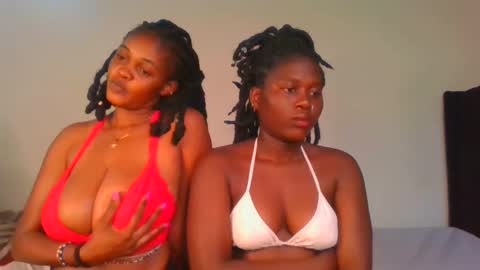 Snapshot of fine_melanie chatting on January 2025 05:40:02 AM melanie online show from January 2025 05:40:02 AM