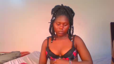 Snapshot of fine_melanie chatting on January 2025 05:34:01 AM melanie online show from January 2025 05:34:01 AM