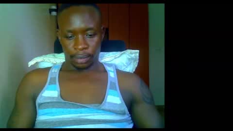 Snapshot of fineebony chatting on May 2026 12:00:02 PM HOT AND SWEET online show from May 2026 12:00:02 PM
