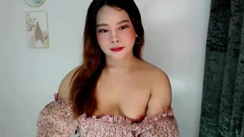 Jasmine online show from April 2026 10:40:02 PM