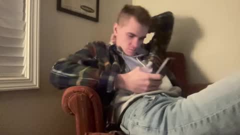 Snapshot of finnabun33 chatting on December 2024 01:14:01 AM Jake I am Bicurious online show from December 2024 01:14:01 AM