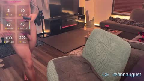 Finn August online show from February 2026 02:04:01 AM