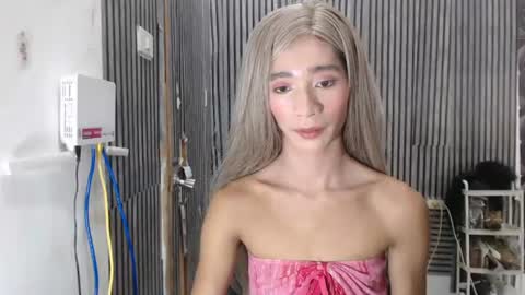 fiona908995 online show from July 2026 10:32:02 AM