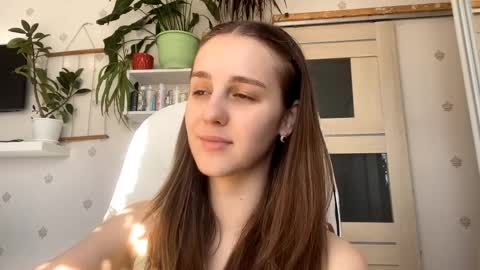 Snapshot of fionapiccard chatting on March 2026 11:55:02 AM Keite wanna play Meow online show from March 2026 11:55:02 AM