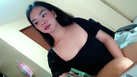 Snapshot of fionie_xxx chatting on June 2026 12:09:02 PM FIONA online show from June 2026 12:09:02 PM