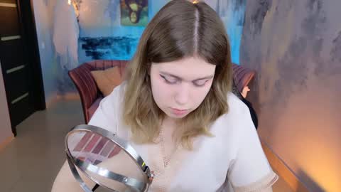 fiora online show from December 2024 08:23:02 AM