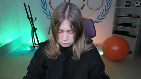 fiora online show from January 2025 09:08:01 AM