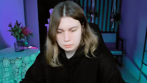 fiora online show from January 2025 05:07:02 AM