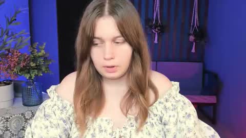 fiora online show from September 2025 09:54:01 AM