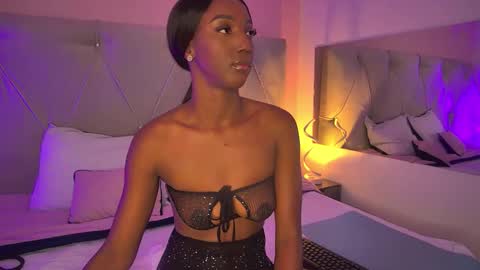 Snapshot of fiorelalenin chatting on October 2025 06:51:01 PM Fiorela Lenin online show from October 2025 06:51:01 PM