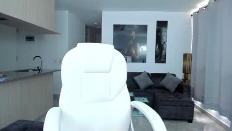 Snapshot of fiorellasantamaria chatting on January 2025 10:30:02 PM fiore online show from January 2025 10:30:02 PM