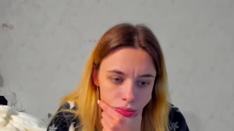 Snapshot of fire___fox1 chatting on October 2025 08:00:02 PM fire___fox1 online show from October 2025 08:00:02 PM