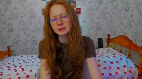 fire_luna online show from May 2026 10:01:02 AM