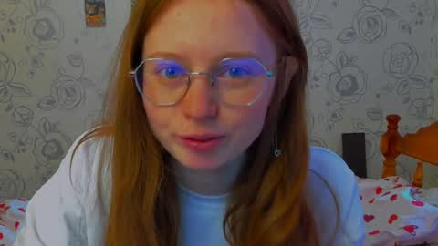 fire_luna online show from May 2026 10:53:01 AM