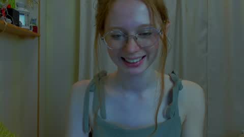 fire_luna online show from June 2026 04:56:02 PM