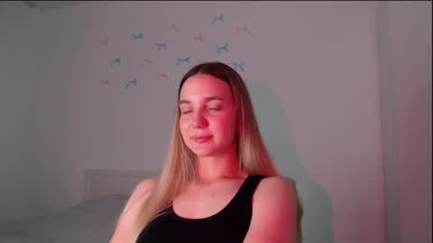 Snapshot of fireflies_fly_ chatting on July 2026 08:02:01 PM fireflies_fly_ online show from July 2026 08:02:01 PM
