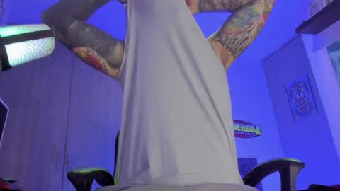 Snapshot of fisherrman666 chatting on November 2025 01:27:01 AM fisherrman666 online show from November 2025 01:27:01 AM