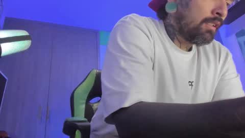 Snapshot of fisherrman666 chatting on November 2025 02:12:01 AM fisherrman666 online show from November 2025 02:12:01 AM