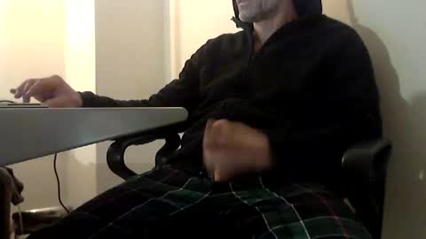 Snapshot of fit__daddy chatting on February 2026 06:38:01 PM Daddy Cool online show from February 2026 06:38:01 PM
