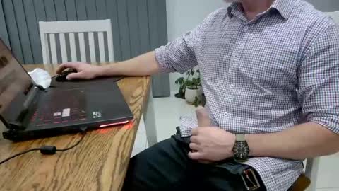 Snapshot of fit_worker chatting on June 2026 08:22:02 AM fit_worker online show from June 2026 08:22:02 AM