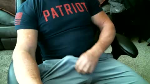 Snapshot of fitguy40 chatting on December 2024 07:07:02 PM fitguy40 online show from December 2024 07:07:02 PM